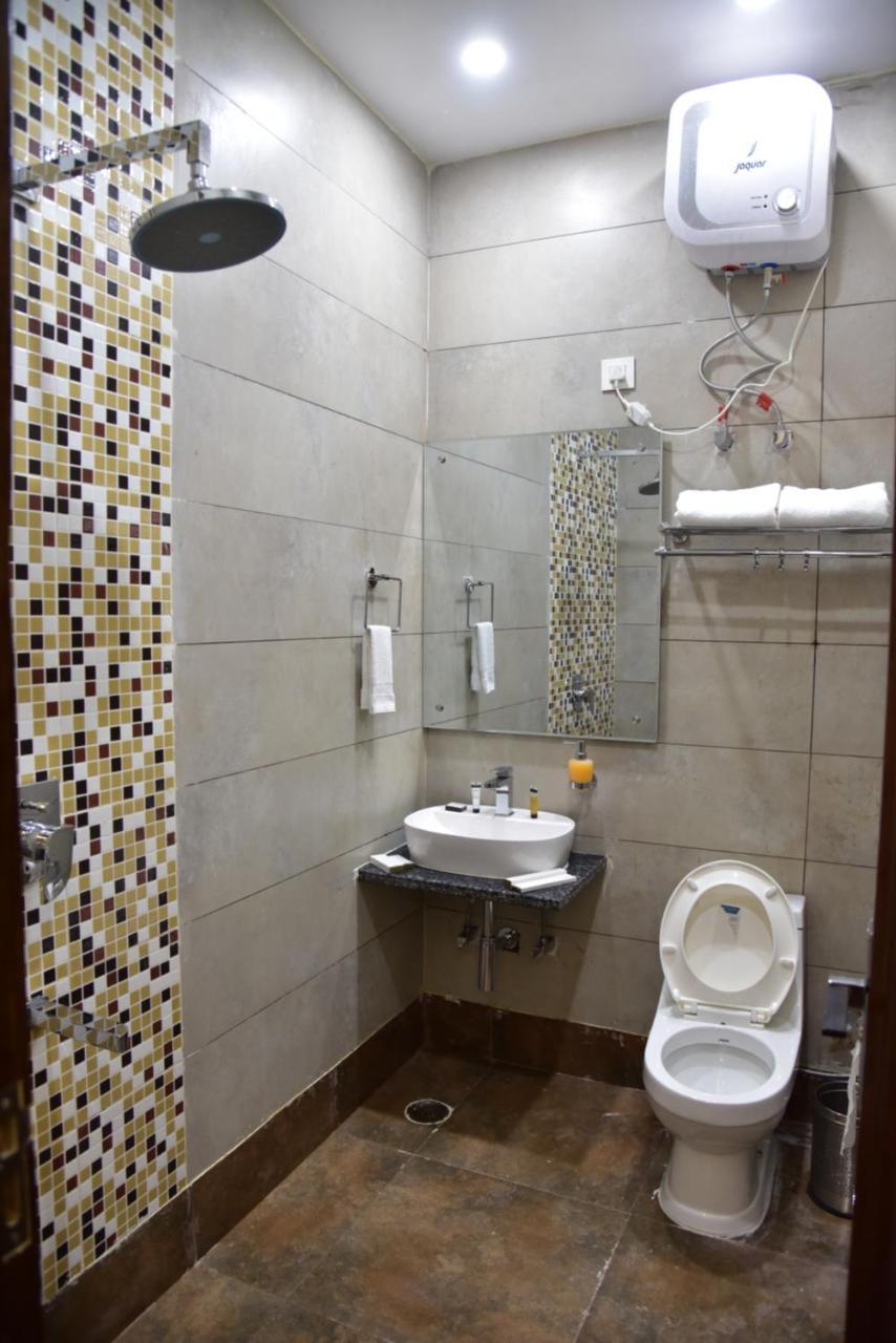 Hotel Inter Urban Rohtak Exterior foto